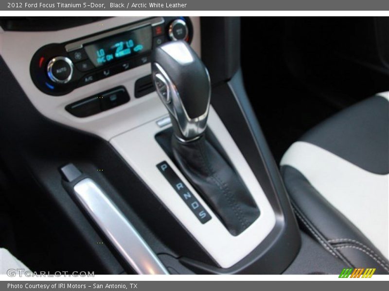  2012 Focus Titanium 5-Door 6 Speed PowerShift Automatic Shifter