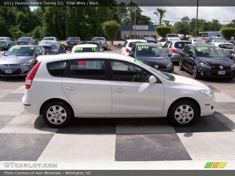 Polar White / Black 2011 Hyundai Elantra Touring GLS