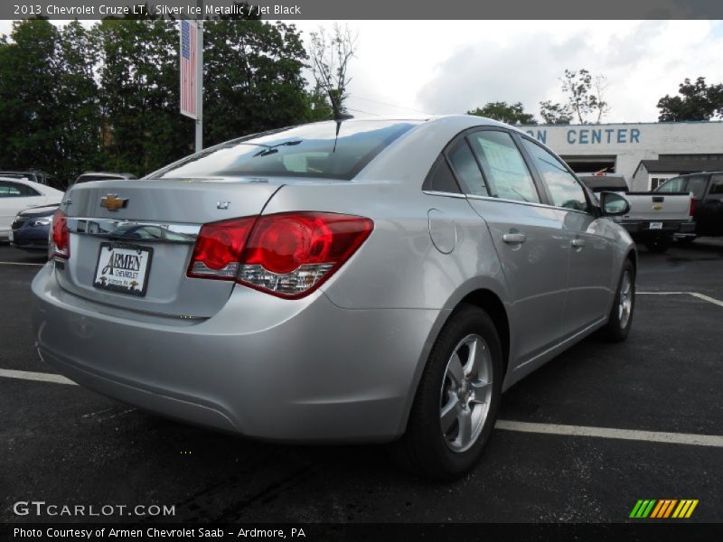 Silver Ice Metallic / Jet Black 2013 Chevrolet Cruze LT