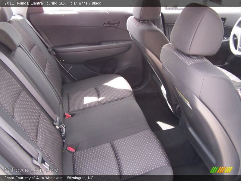 Polar White / Black 2011 Hyundai Elantra Touring GLS