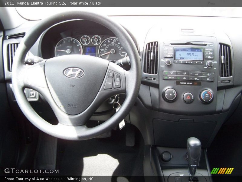 Polar White / Black 2011 Hyundai Elantra Touring GLS