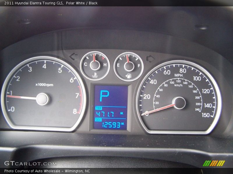 Polar White / Black 2011 Hyundai Elantra Touring GLS