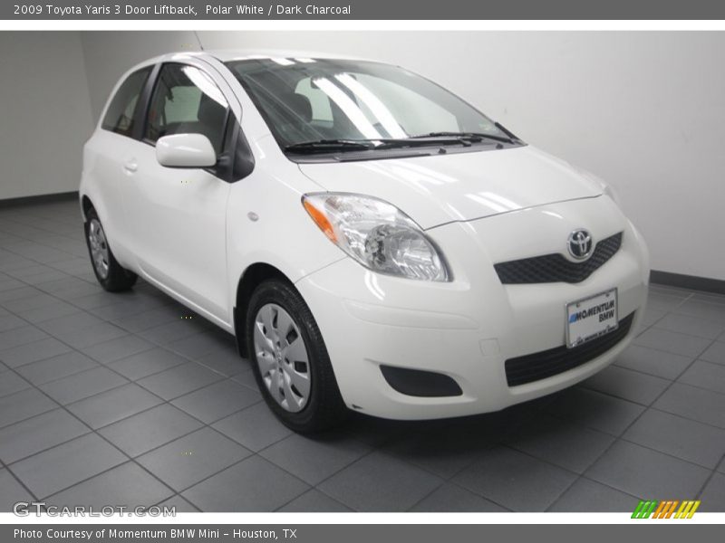 Polar White / Dark Charcoal 2009 Toyota Yaris 3 Door Liftback