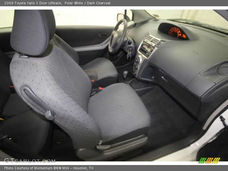 Polar White / Dark Charcoal 2009 Toyota Yaris 3 Door Liftback
