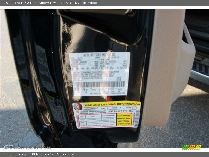Ebony Black / Pale Adobe 2011 Ford F150 Lariat SuperCrew