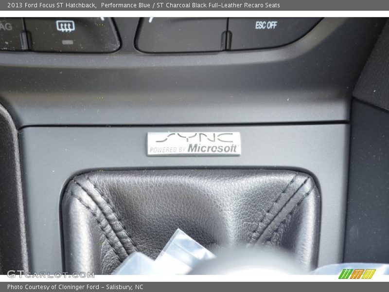 Performance Blue / ST Charcoal Black Full-Leather Recaro Seats 2013 Ford Focus ST Hatchback