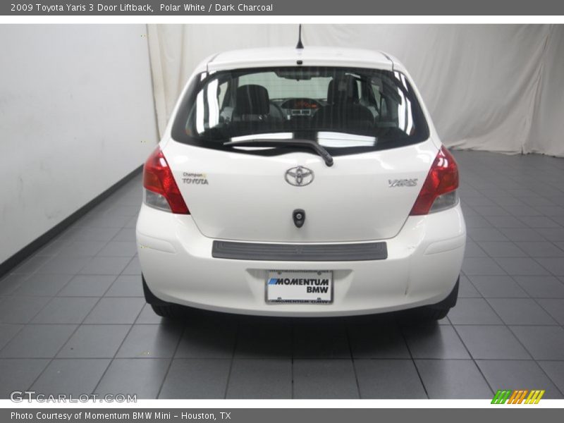 Polar White / Dark Charcoal 2009 Toyota Yaris 3 Door Liftback