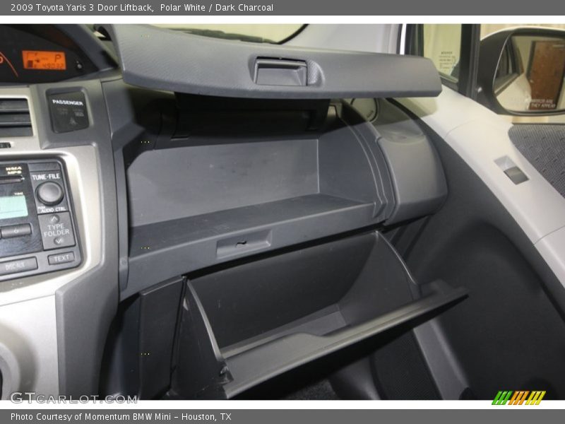Polar White / Dark Charcoal 2009 Toyota Yaris 3 Door Liftback