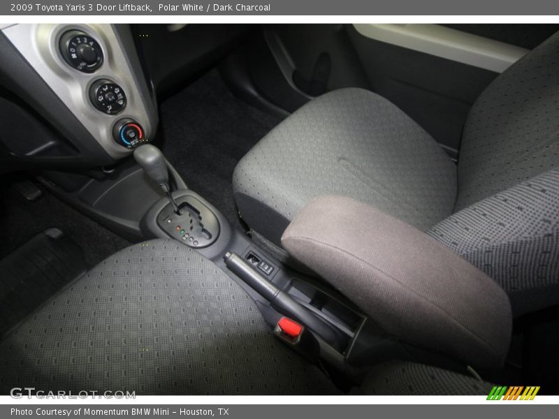 Polar White / Dark Charcoal 2009 Toyota Yaris 3 Door Liftback