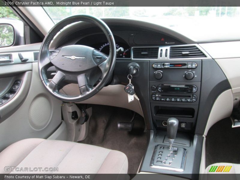 Dashboard of 2006 Pacifica AWD