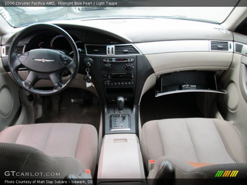 Dashboard of 2006 Pacifica AWD