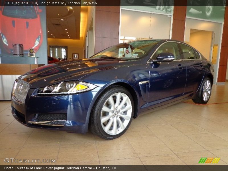 Front 3/4 View of 2013 XF 3.0