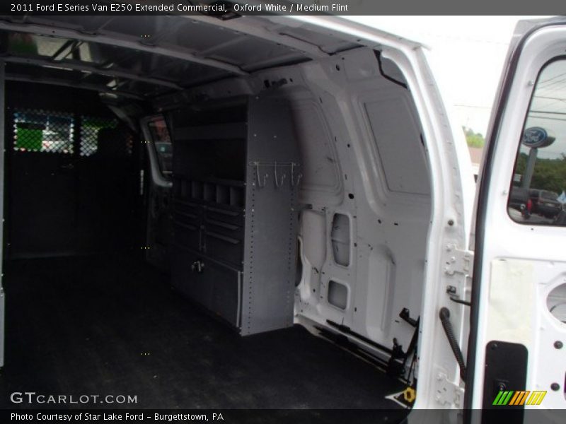 Oxford White / Medium Flint 2011 Ford E Series Van E250 Extended Commercial
