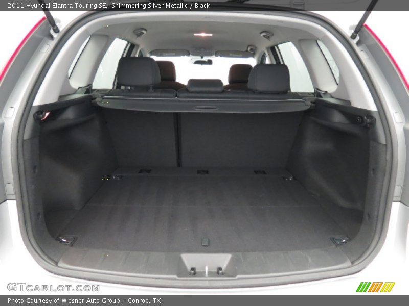 Shimmering Silver Metallic / Black 2011 Hyundai Elantra Touring SE