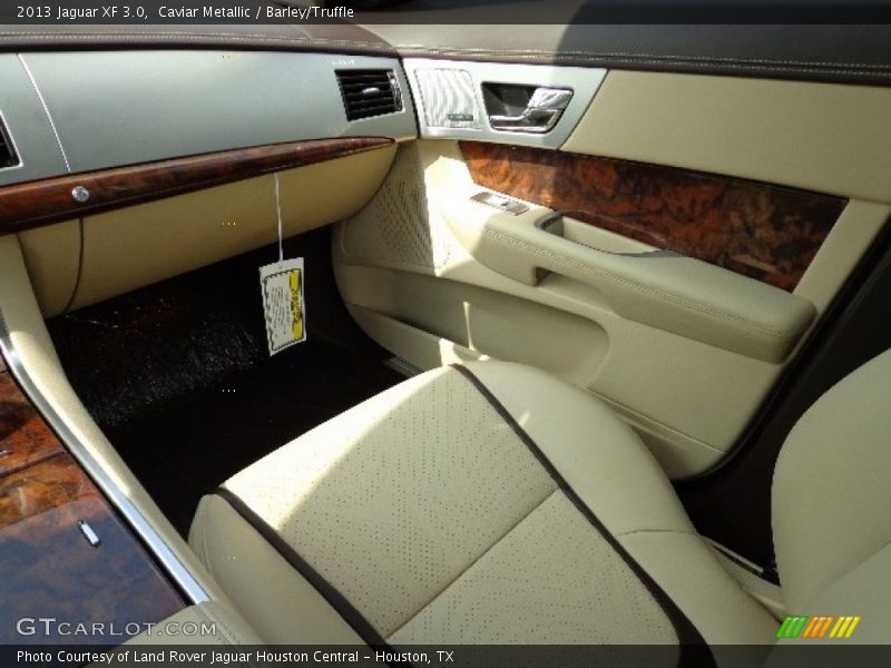 Caviar Metallic / Barley/Truffle 2013 Jaguar XF 3.0