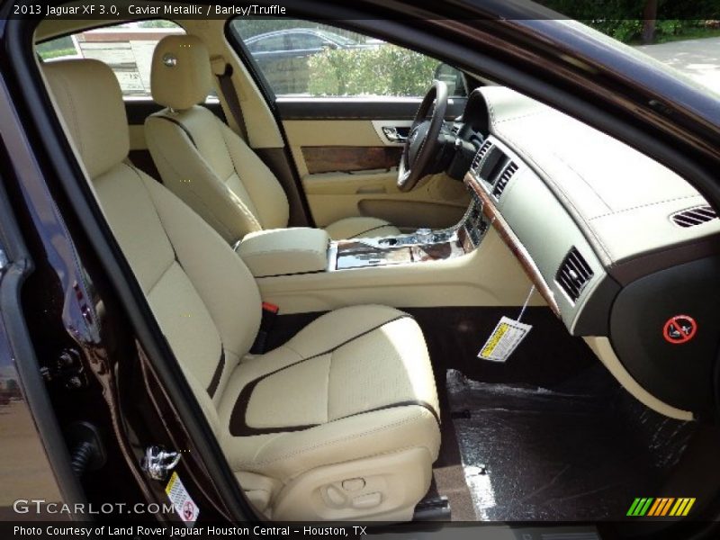 Front Seat of 2013 XF 3.0