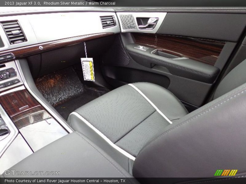 Rhodium Silver Metallic / Warm Charcoal 2013 Jaguar XF 3.0