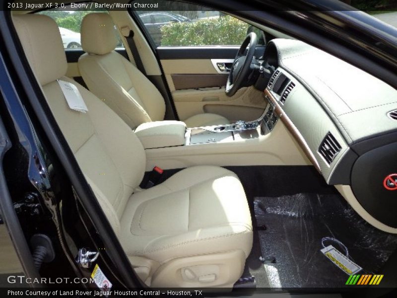 Ebony / Barley/Warm Charcoal 2013 Jaguar XF 3.0