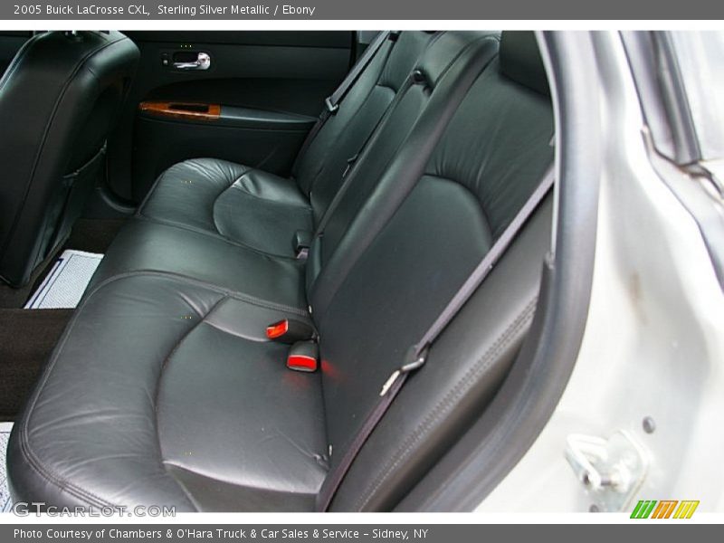 Sterling Silver Metallic / Ebony 2005 Buick LaCrosse CXL