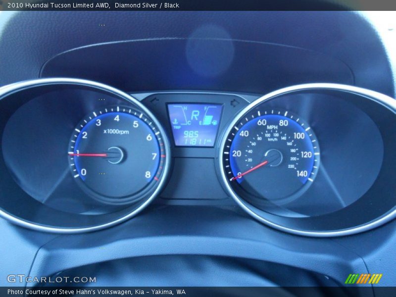 Diamond Silver / Black 2010 Hyundai Tucson Limited AWD