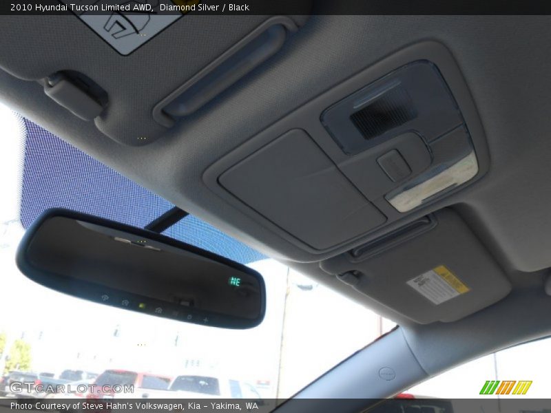Diamond Silver / Black 2010 Hyundai Tucson Limited AWD