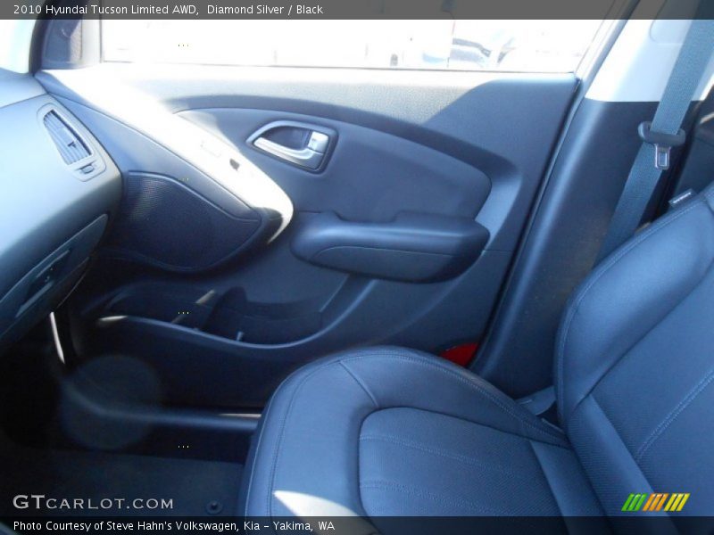Diamond Silver / Black 2010 Hyundai Tucson Limited AWD