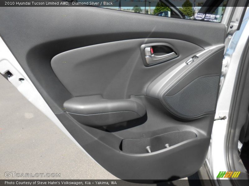 Diamond Silver / Black 2010 Hyundai Tucson Limited AWD