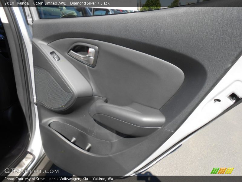 Diamond Silver / Black 2010 Hyundai Tucson Limited AWD