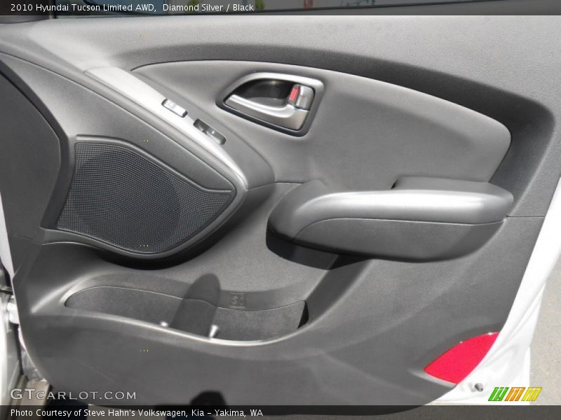 Diamond Silver / Black 2010 Hyundai Tucson Limited AWD