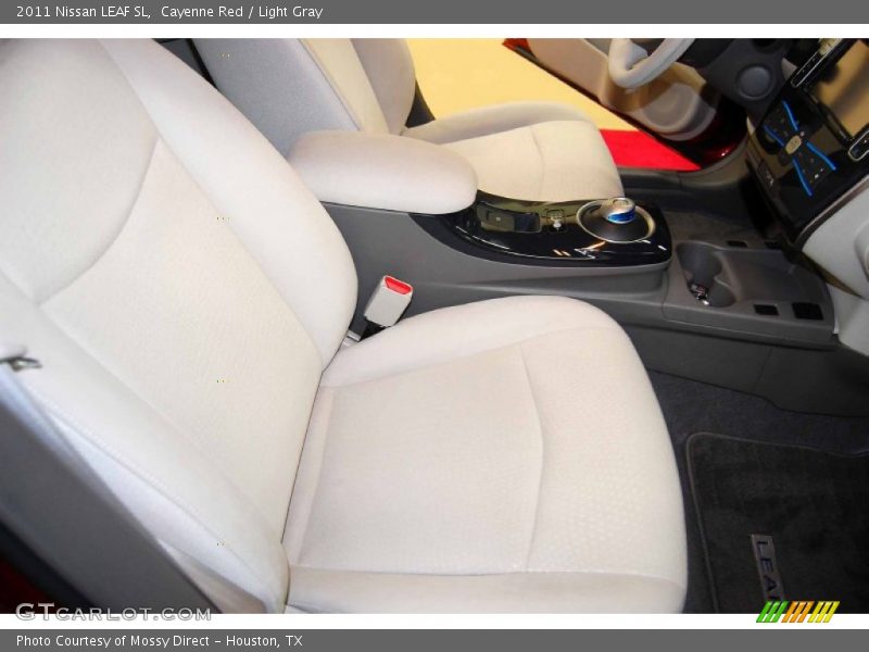 Cayenne Red / Light Gray 2011 Nissan LEAF SL