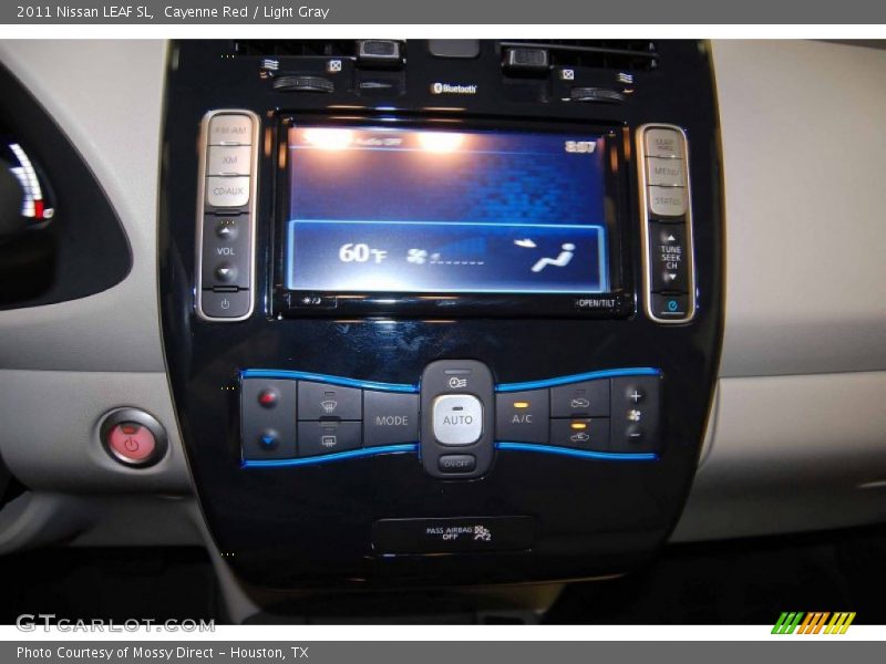 Cayenne Red / Light Gray 2011 Nissan LEAF SL
