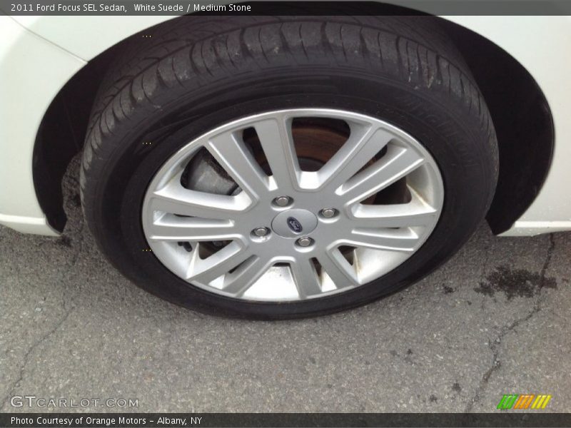 White Suede / Medium Stone 2011 Ford Focus SEL Sedan