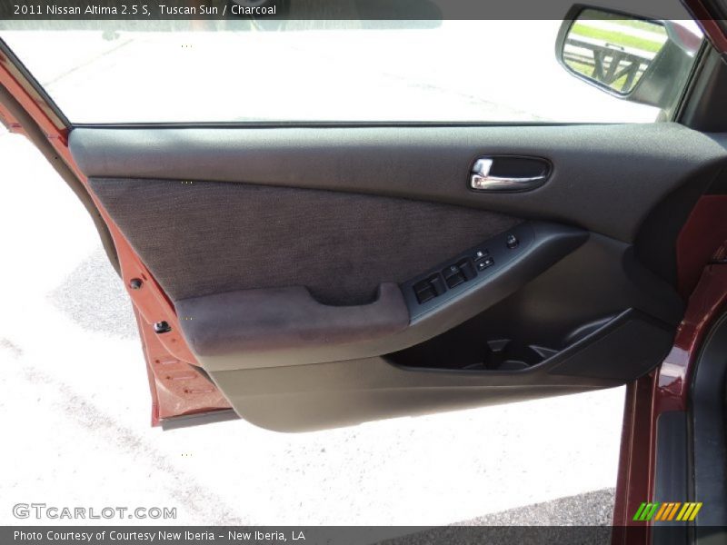 Tuscan Sun / Charcoal 2011 Nissan Altima 2.5 S