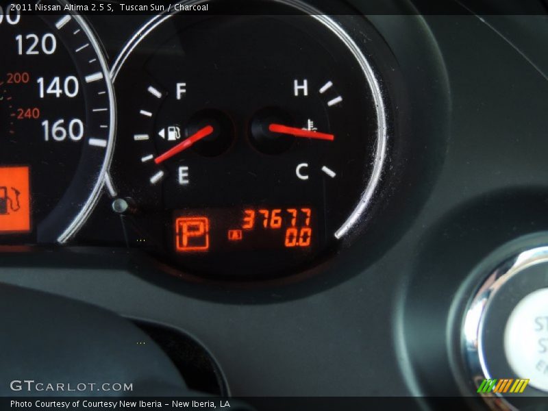 Tuscan Sun / Charcoal 2011 Nissan Altima 2.5 S