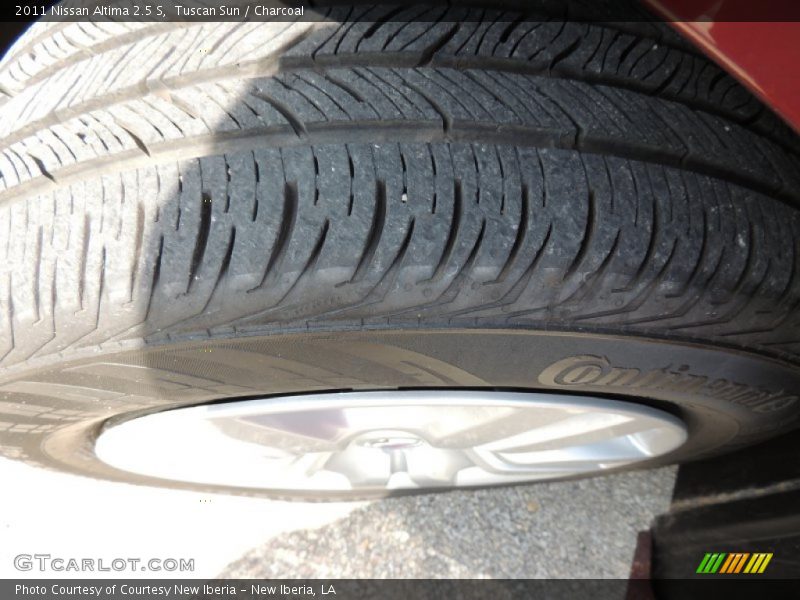 Tuscan Sun / Charcoal 2011 Nissan Altima 2.5 S