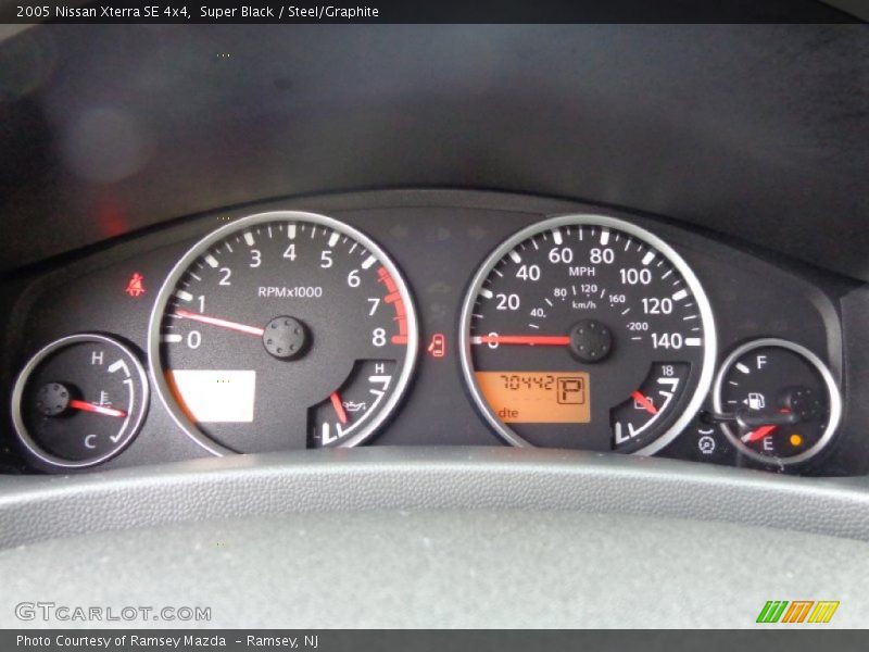 Super Black / Steel/Graphite 2005 Nissan Xterra SE 4x4