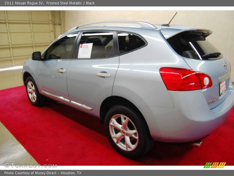 Frosted Steel Metallic / Black 2011 Nissan Rogue SV