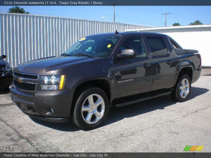 Taupe Gray Metallic / Ebony 2010 Chevrolet Avalanche LT 4x4