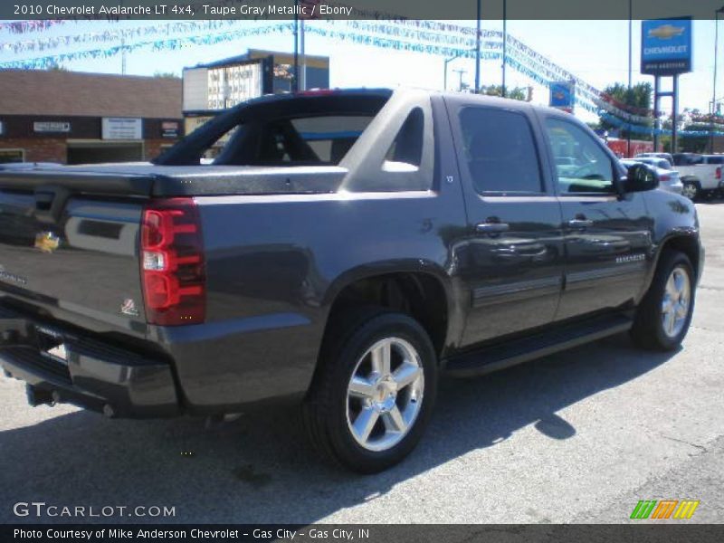 Taupe Gray Metallic / Ebony 2010 Chevrolet Avalanche LT 4x4