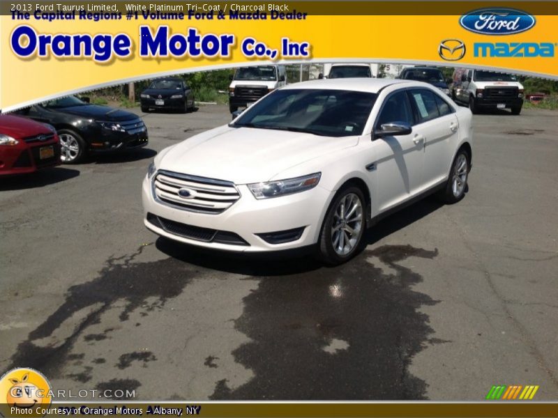 White Platinum Tri-Coat / Charcoal Black 2013 Ford Taurus Limited