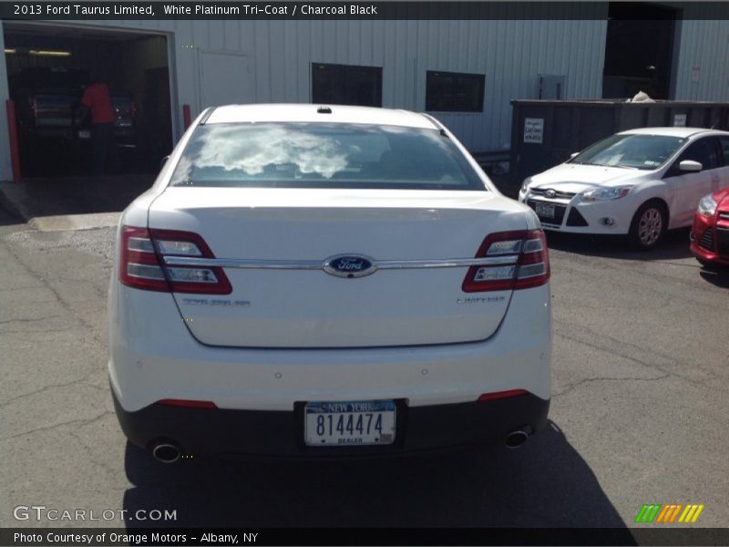 White Platinum Tri-Coat / Charcoal Black 2013 Ford Taurus Limited