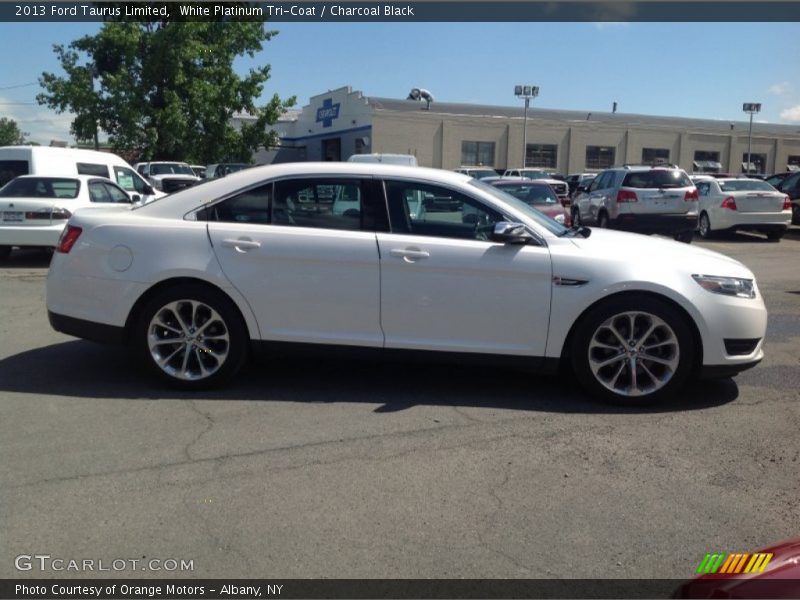 White Platinum Tri-Coat / Charcoal Black 2013 Ford Taurus Limited