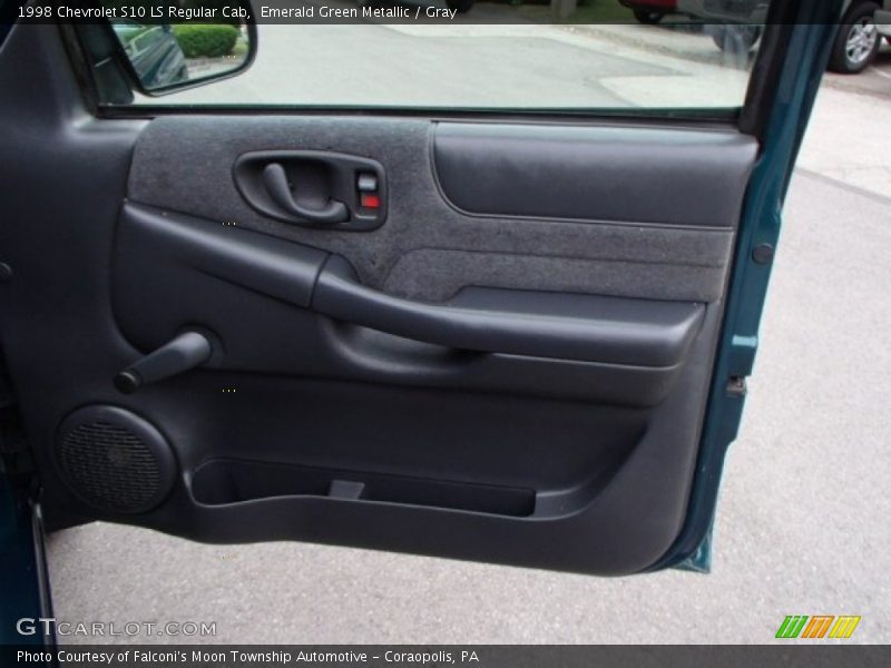 Emerald Green Metallic / Gray 1998 Chevrolet S10 LS Regular Cab