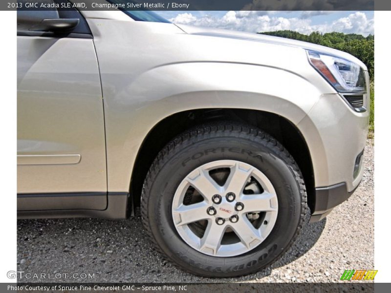 Champagne Silver Metallic / Ebony 2013 GMC Acadia SLE AWD