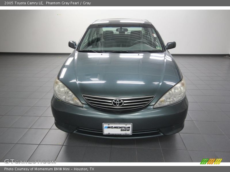 Phantom Gray Pearl / Gray 2005 Toyota Camry LE