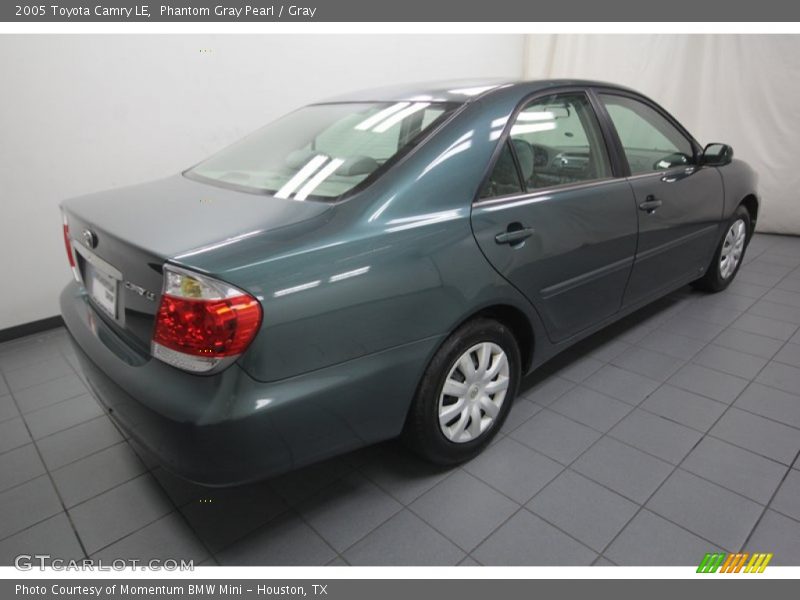 Phantom Gray Pearl / Gray 2005 Toyota Camry LE
