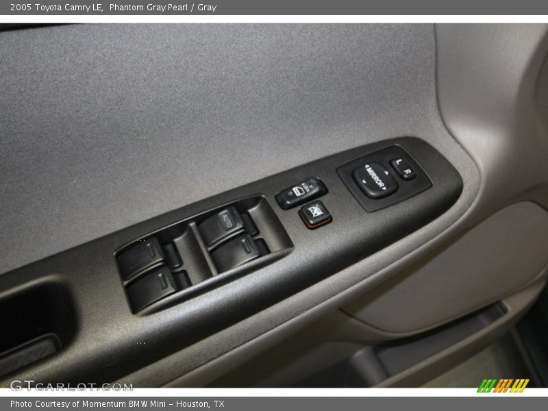 Phantom Gray Pearl / Gray 2005 Toyota Camry LE
