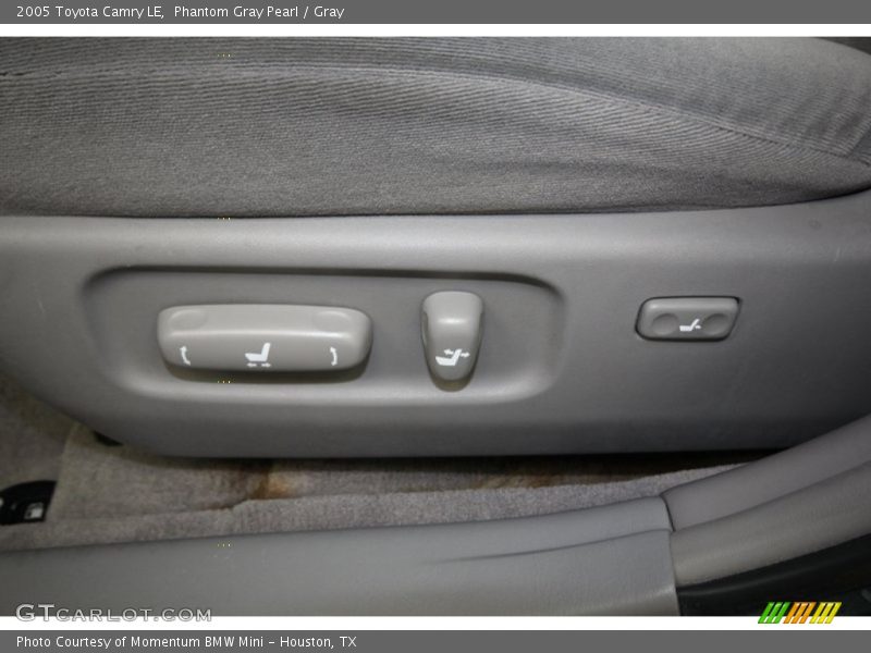 Phantom Gray Pearl / Gray 2005 Toyota Camry LE