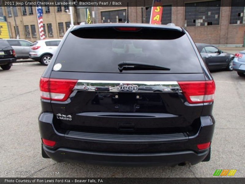 Blackberry Pearl / Black 2011 Jeep Grand Cherokee Laredo 4x4