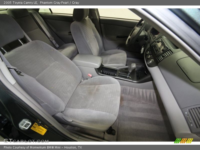 Phantom Gray Pearl / Gray 2005 Toyota Camry LE